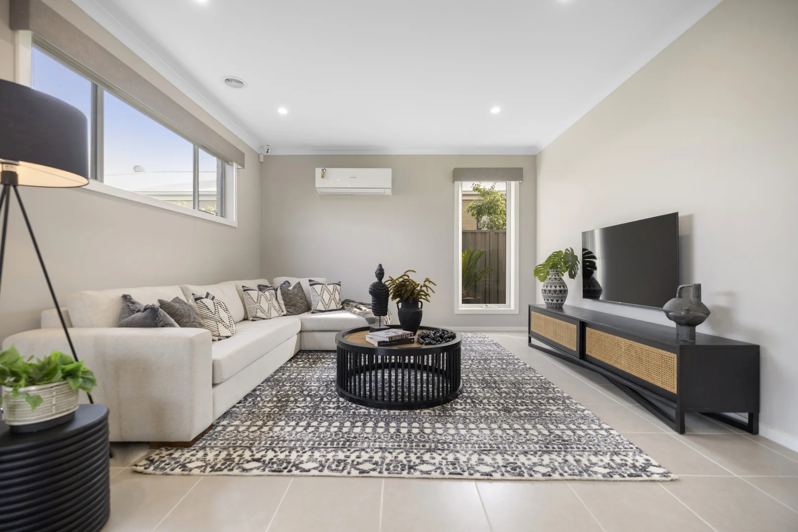 16 Karula Circuit, Clyde VIC 3978 photo 4