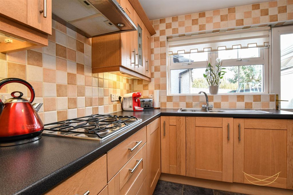Additional image 11 of 3 bed semi-detached house for saleHuntingdale Crescent, Ballyclare BT39