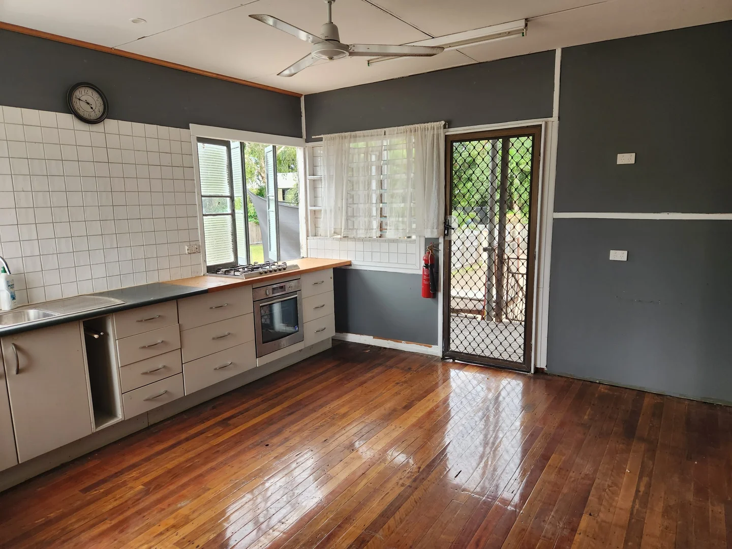 Additional image 3 of 101 Tenth Avenue, Railway Estate QLD 4810