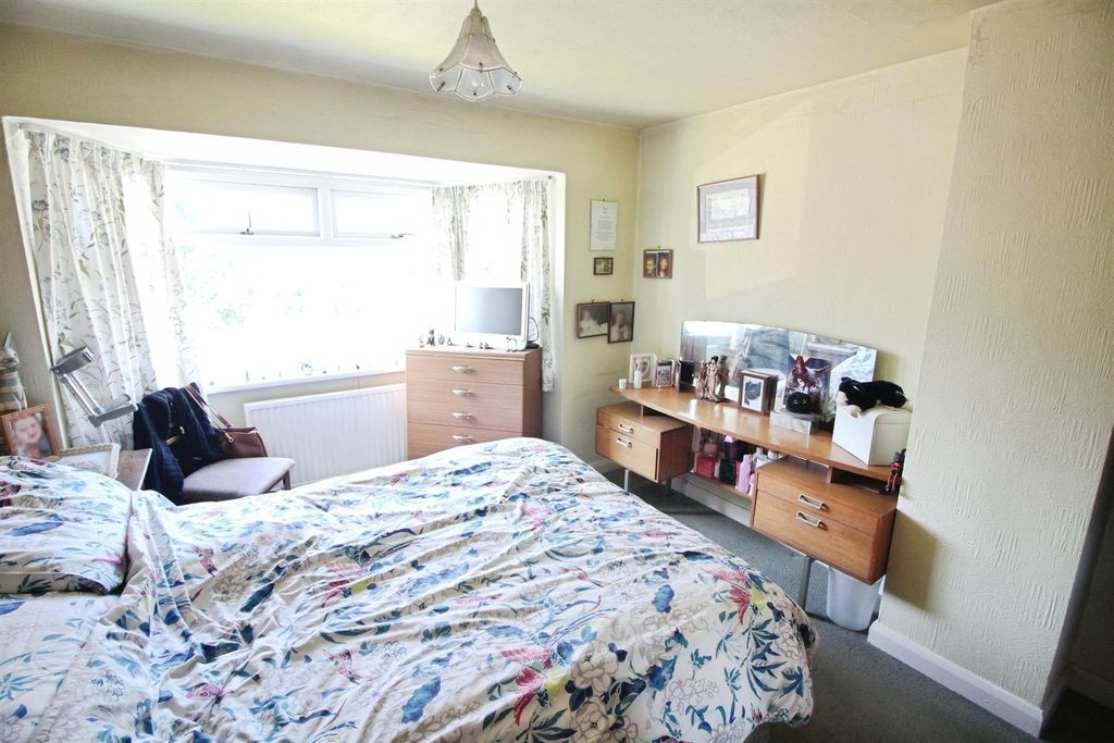 Additional image 7 of 3 bed semi-detached house for saleStyebank Lane, Rothwell, Leeds LS26