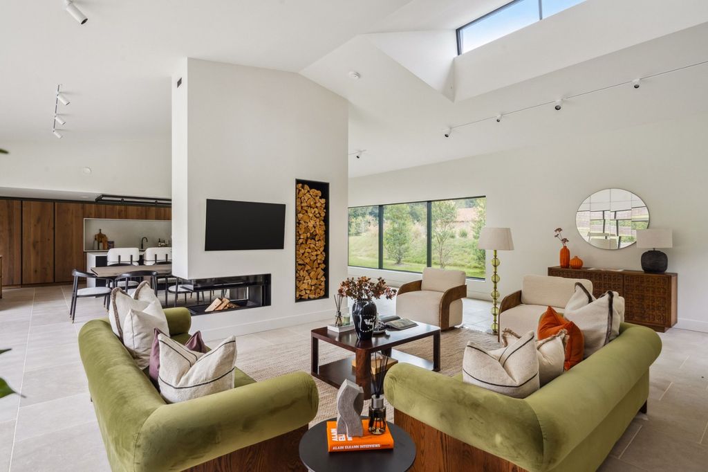 Additional image 2 of 7 bed country house for saleGorelands Lane, Chalfont St. Giles, Buckinghamshire HP8