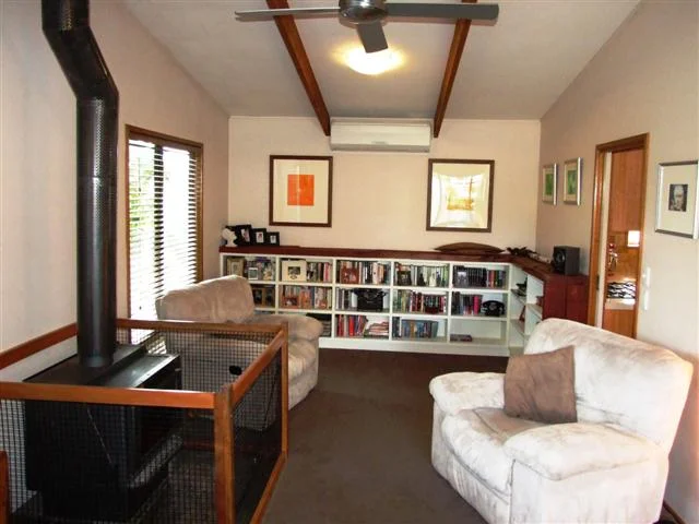 Additional image 3 of 10 Leslie Avenue, Cowes VIC 3922