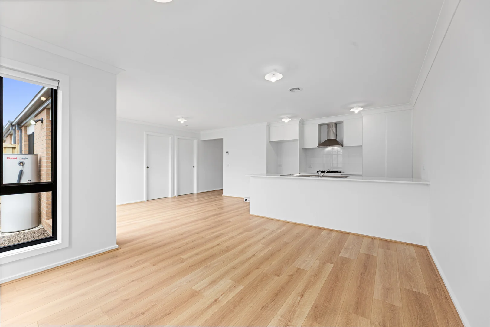 53 Lucania Cres, Tarneit VIC 3029 photo 4