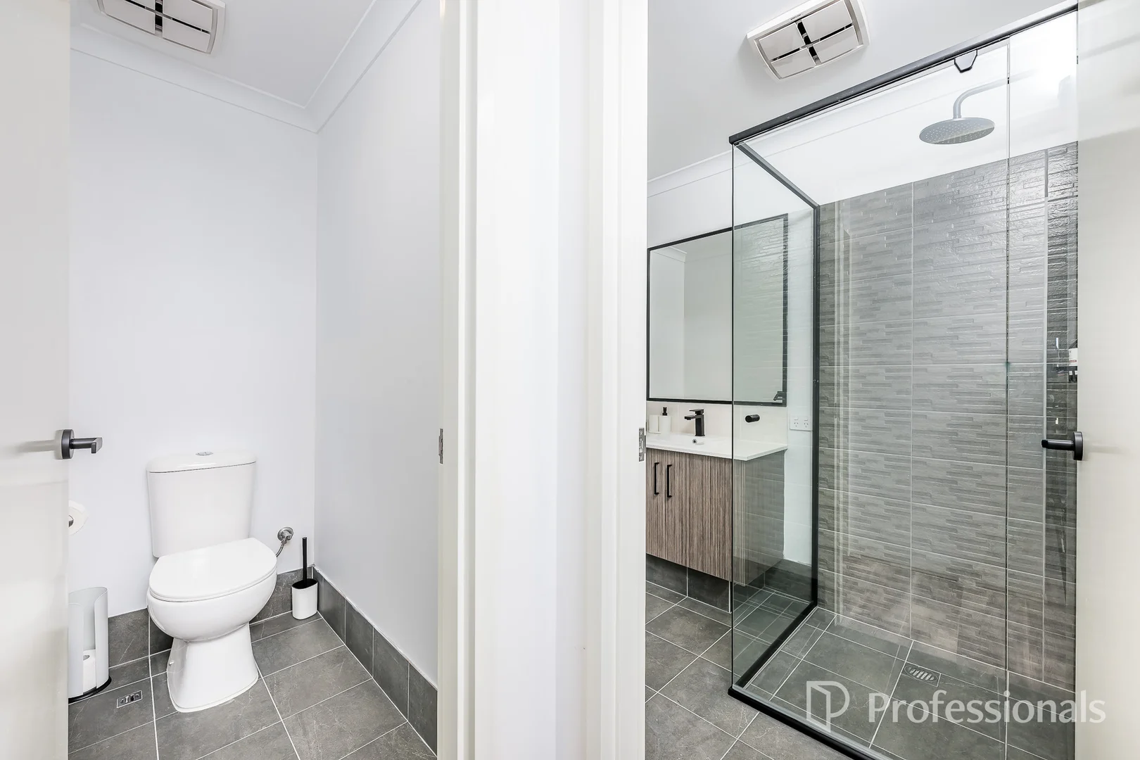 Additional image 14 of 18 Gambier Grove, Eglinton WA 6034