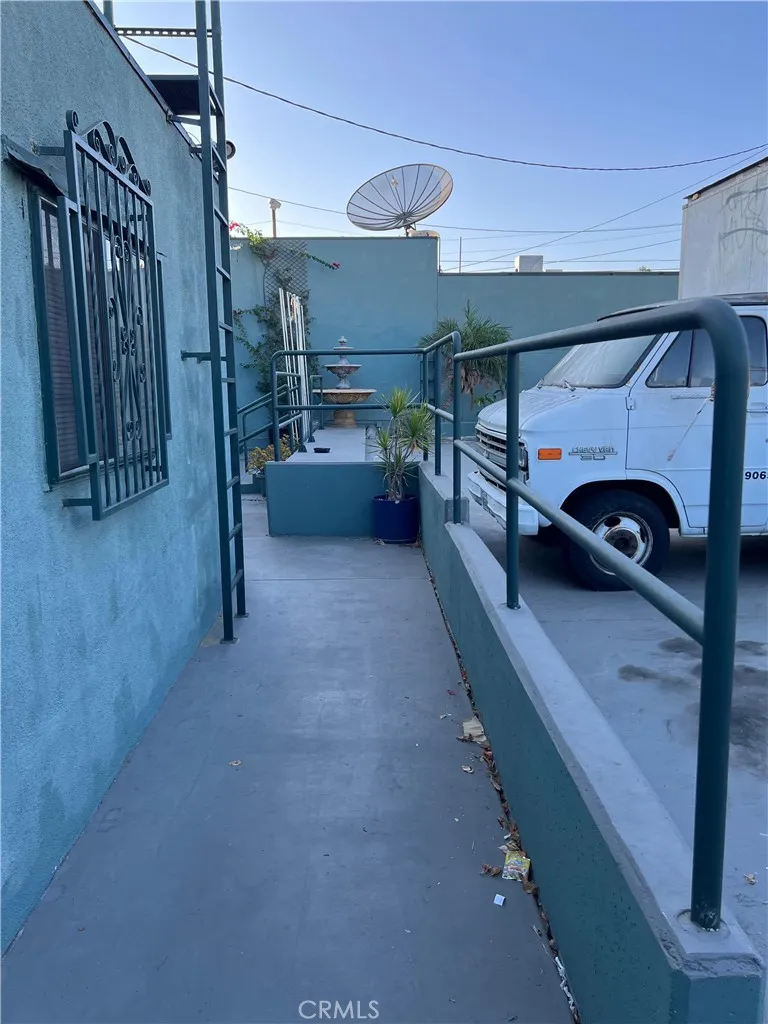 Additional image 92 of 5221 E Beverly Boulevard, Los Angeles, CA 90022