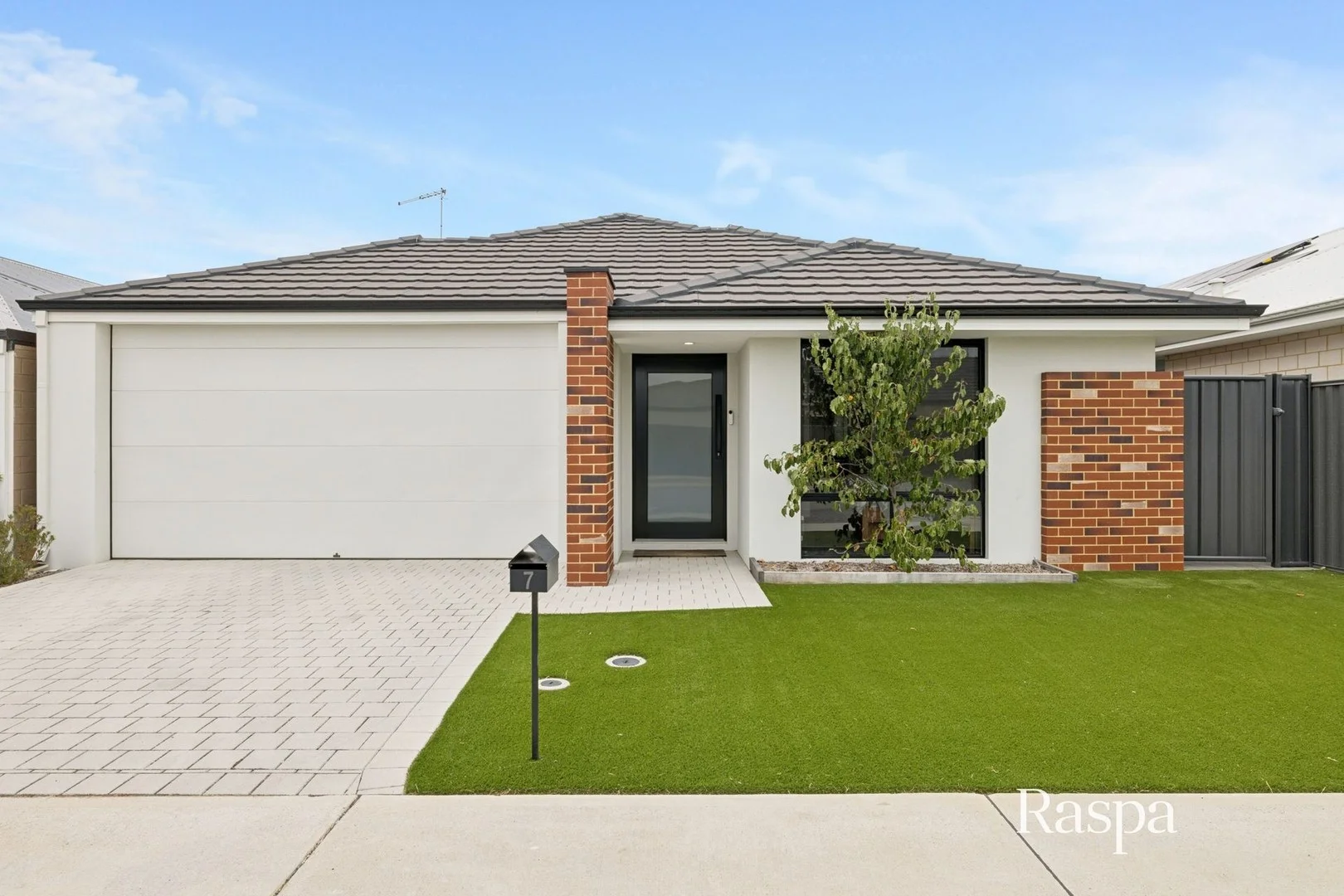 7 Marl Way, Piara Waters WA 6112