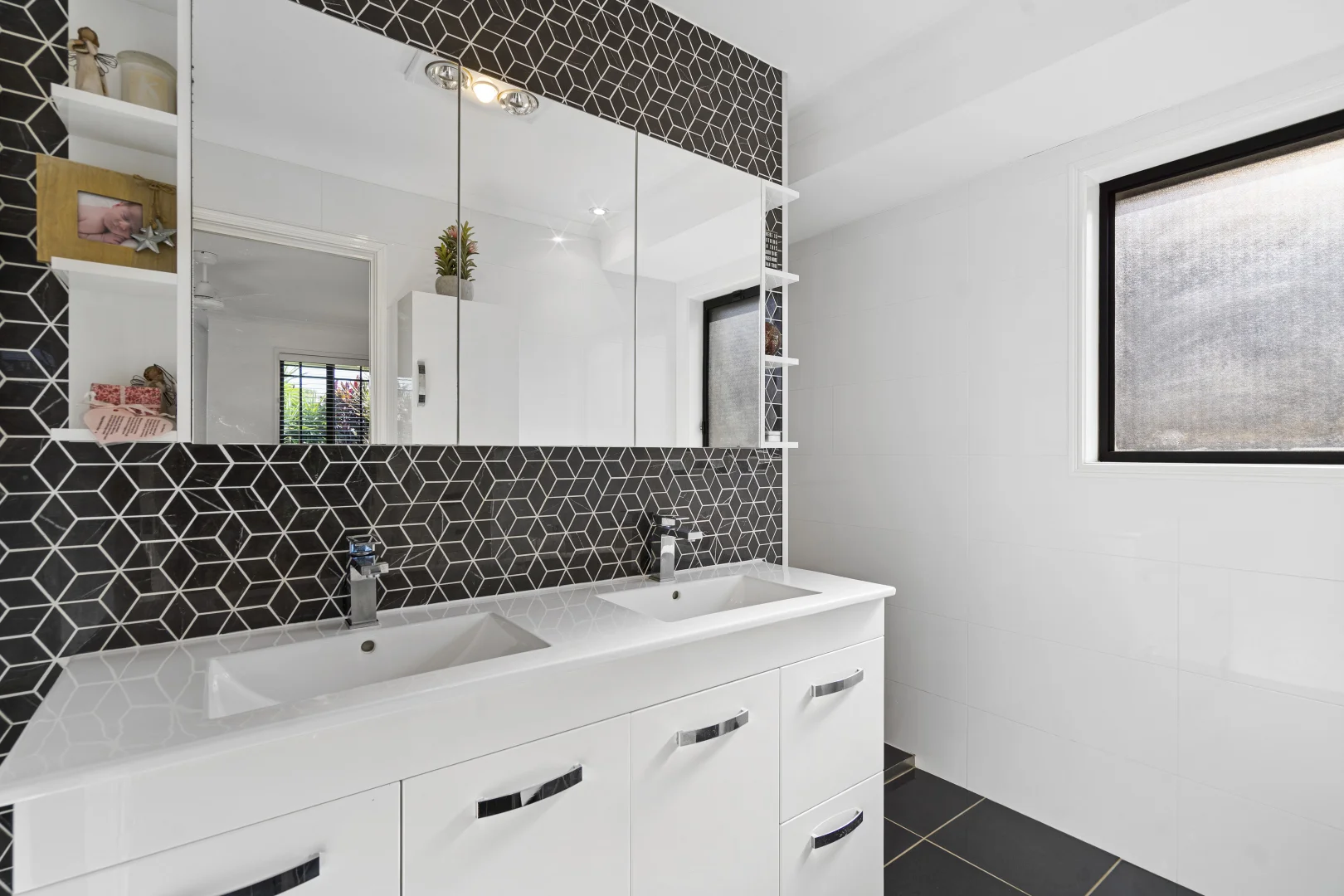 Additional image 12 of 3 Lynbrook Avenue, Ormeau QLD 4208