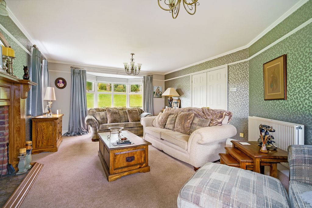 Additional image 5 of 5 bed detached house for saleBarton Street, Ashby-Cum-Fenby, Grimsby DN37