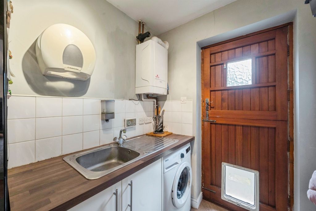 Additional image 11 of 4 bed detached house for saleGrove Street, Kirton Lindsey, Gainsborough DN21