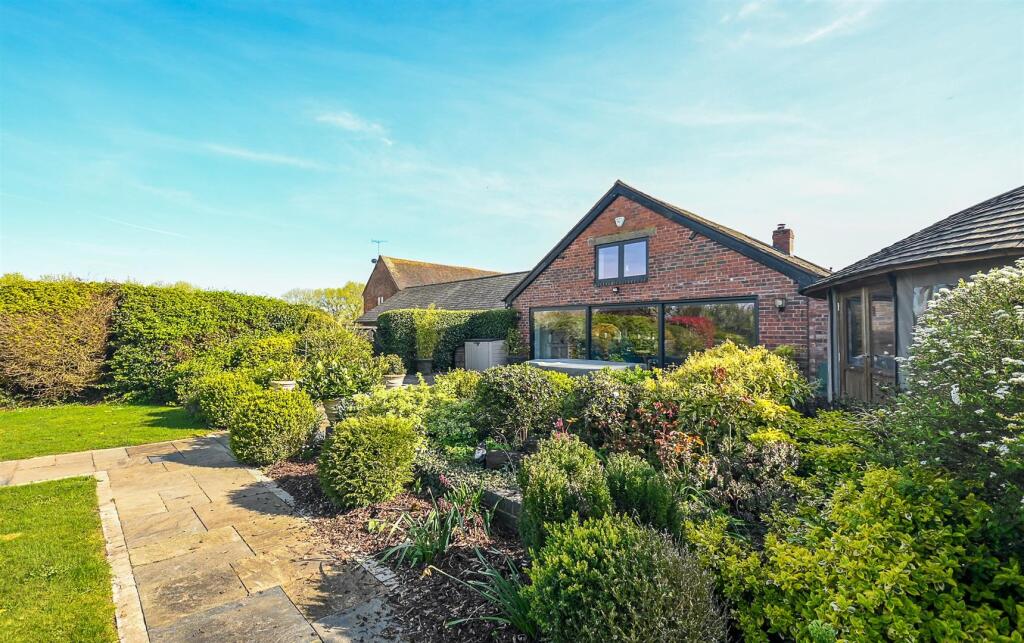 Additional image 36 of Brookfields, Brickhouse Lane, Elford, B79