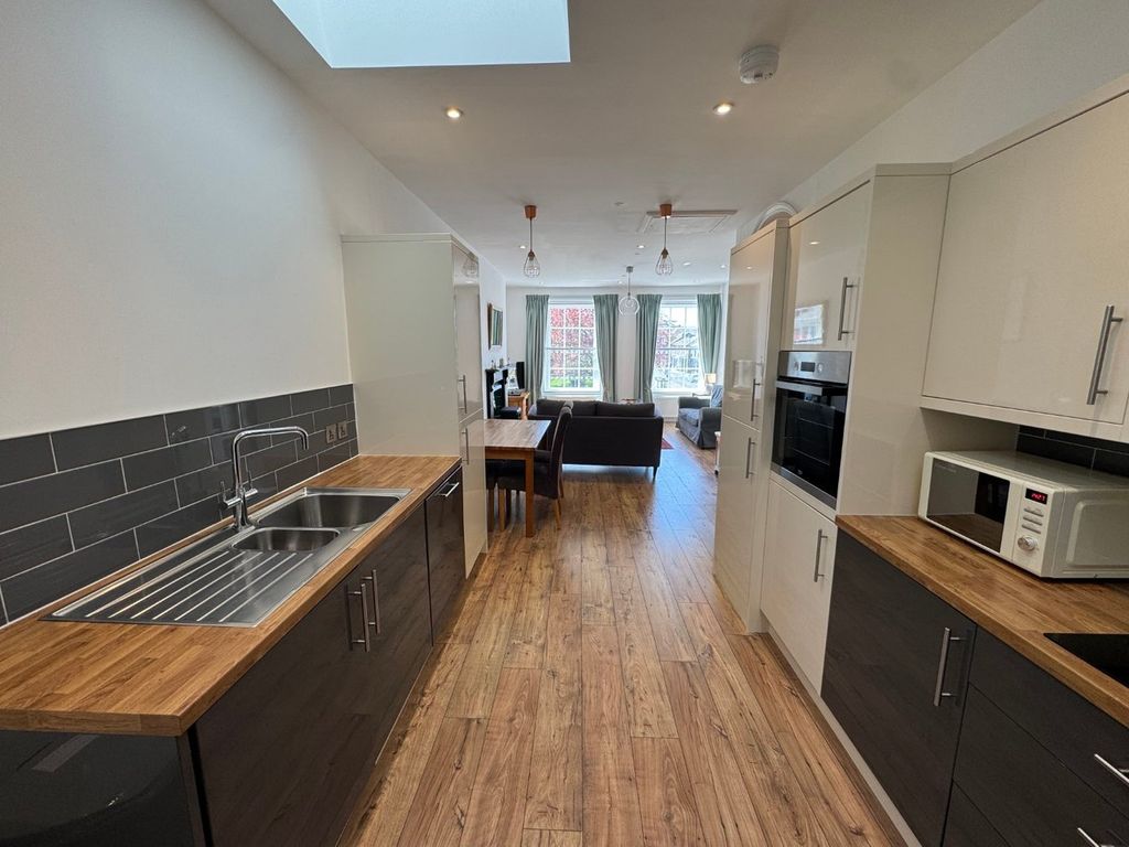 Additional image 11 of 2 bed flat for saleNorth Road, Aberaeron SA46