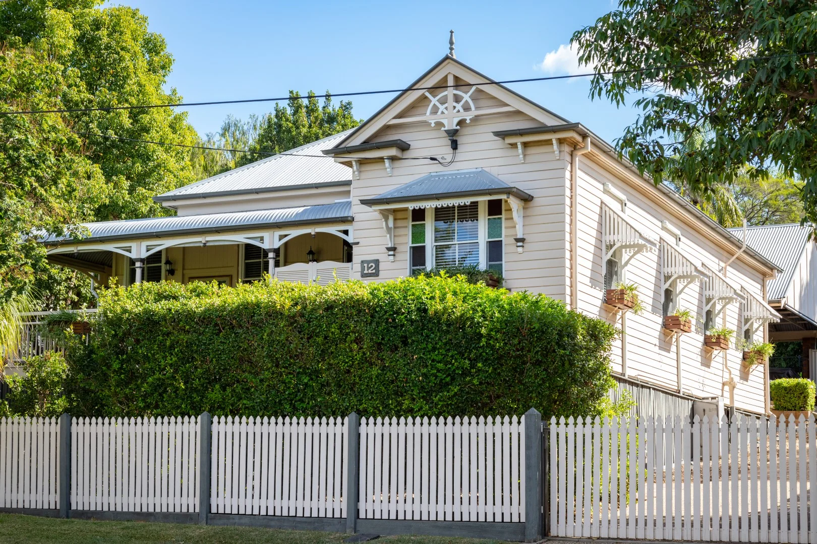 12 Macgregor Street, Woodend QLD 4305