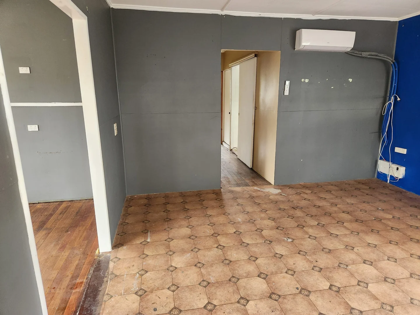 Additional image 5 of 101 Tenth Avenue, Railway Estate QLD 4810