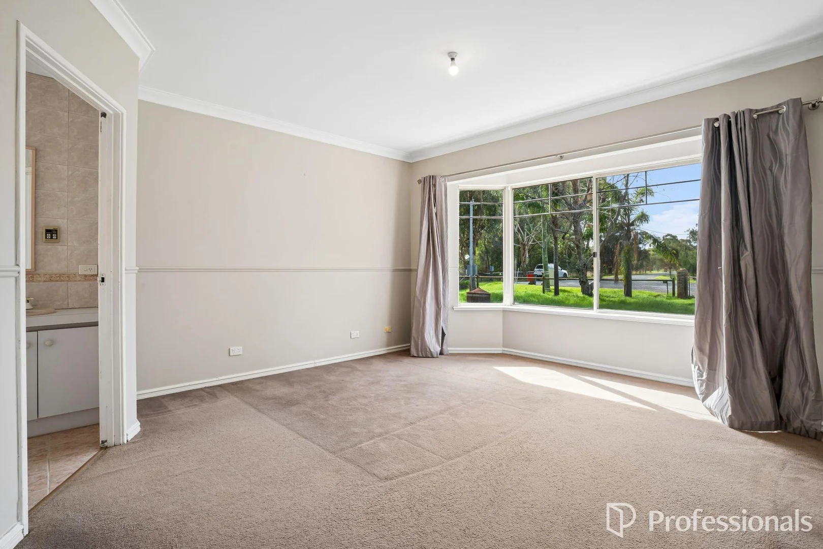 Additional image 7 of 31 Simmental Place, Oakford WA 6121