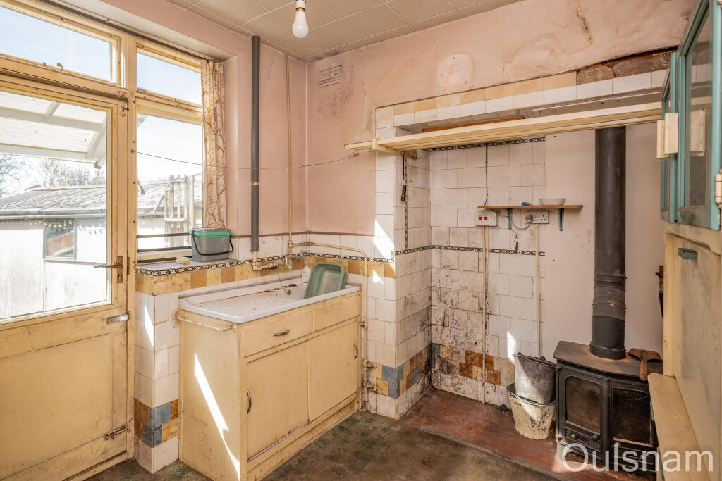 Additional image 7 of 16 Penmanor, Finstall, Bromsgrove, Worcestershire B60 3BZ