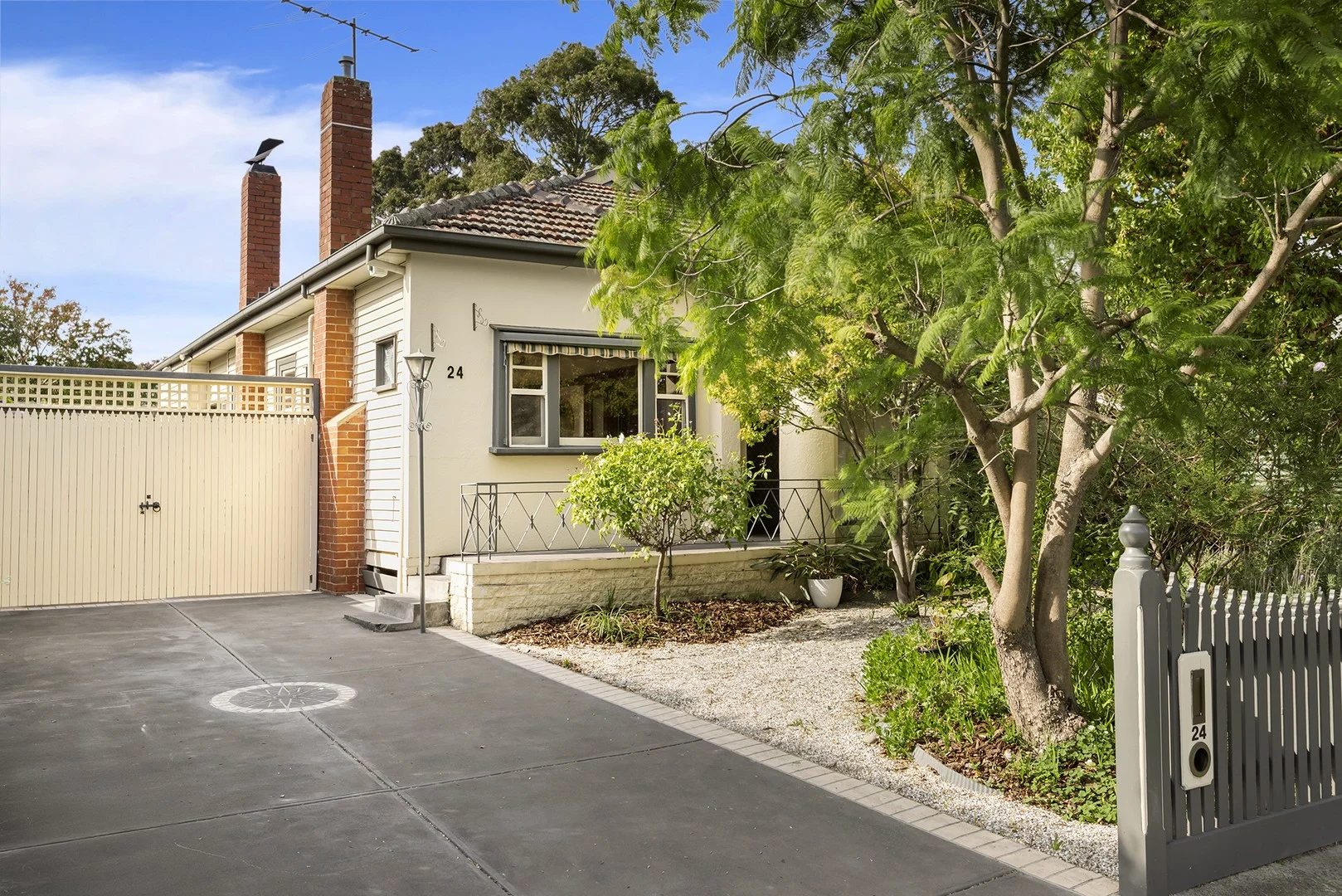 24 Highview Road, Preston VIC 3072