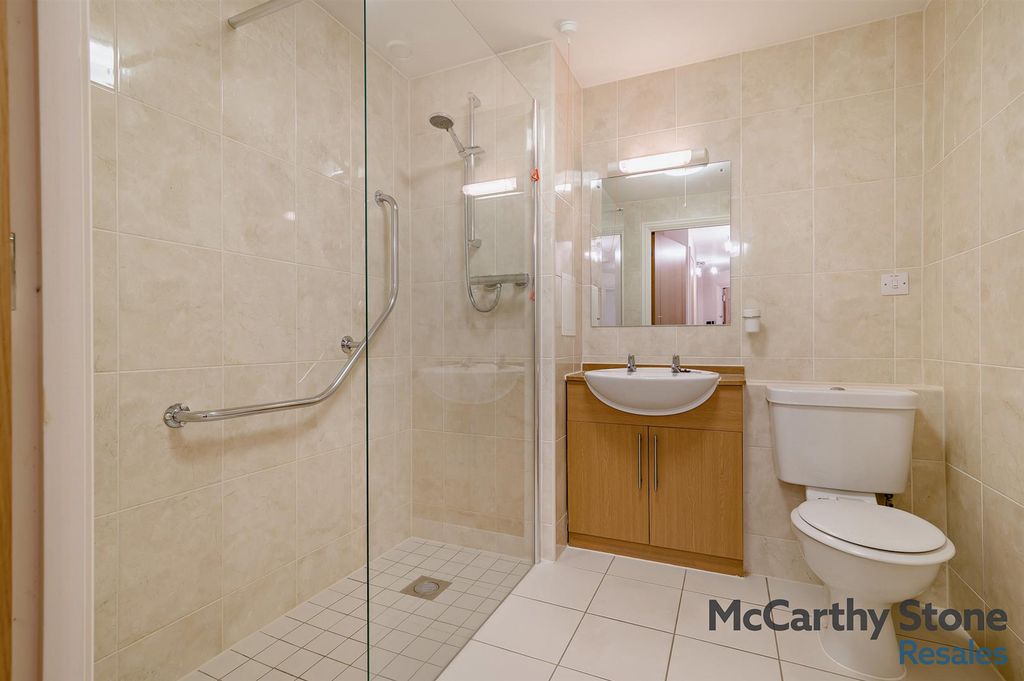 Additional image 10 of 2 bed flat for saleCabot Court, Bath Road, Longwell Green, Bristol BS30