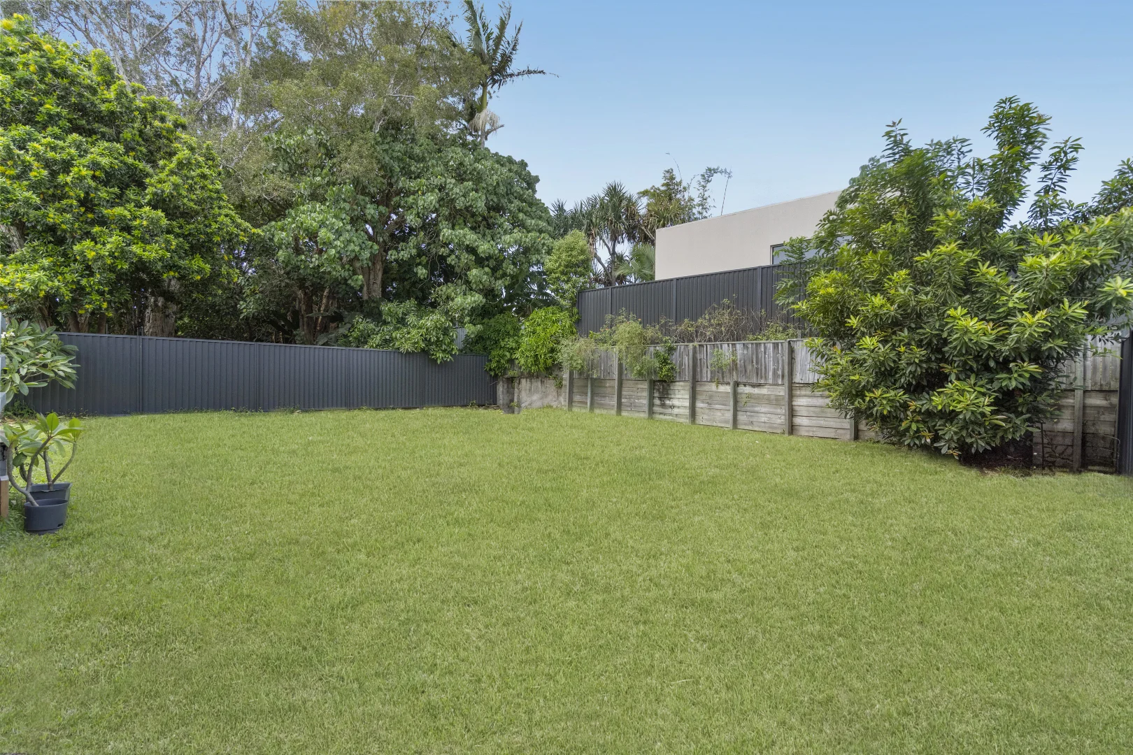Additional image 19 of Miami QLD 4220