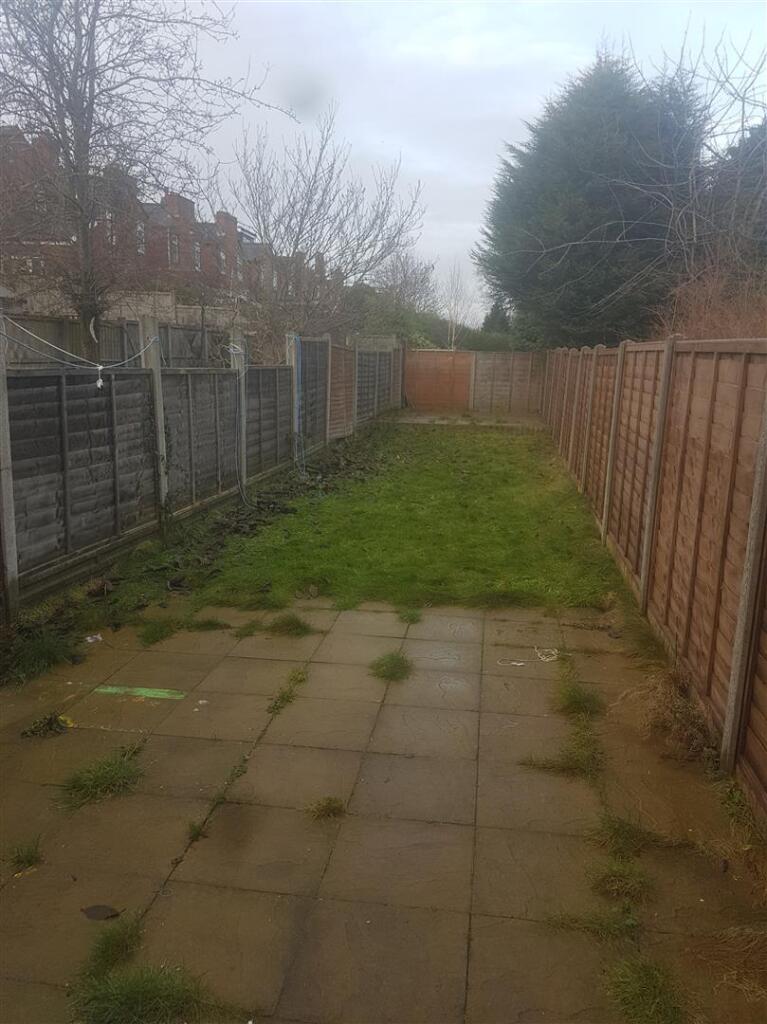 Upper St Marys Road photo 2