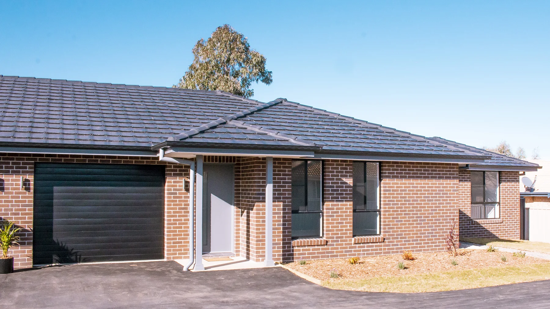 2/38A Coorigil Street, Hillvue NSW 2340