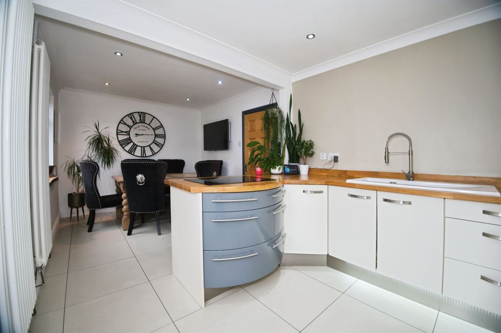Additional image 5 of 3 bed detached bungalow for saleBlaen Y Fro, Pencoed, Bridgend CF35