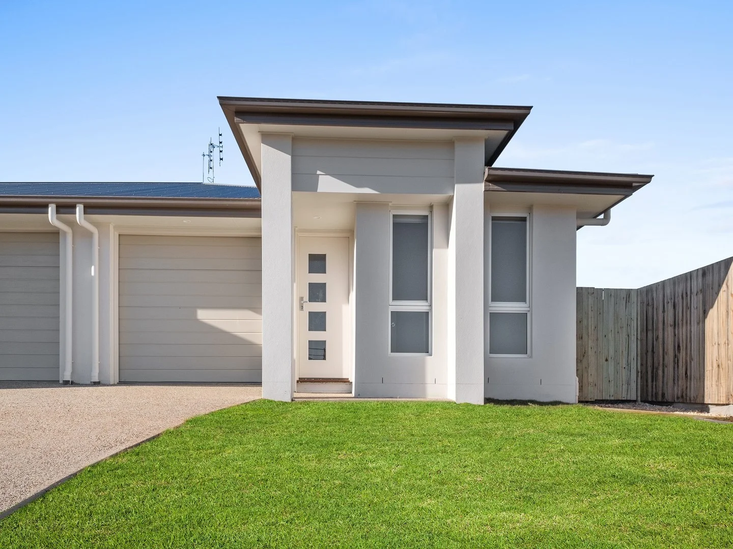 2/7 Kaytons Street, Drayton QLD 4350