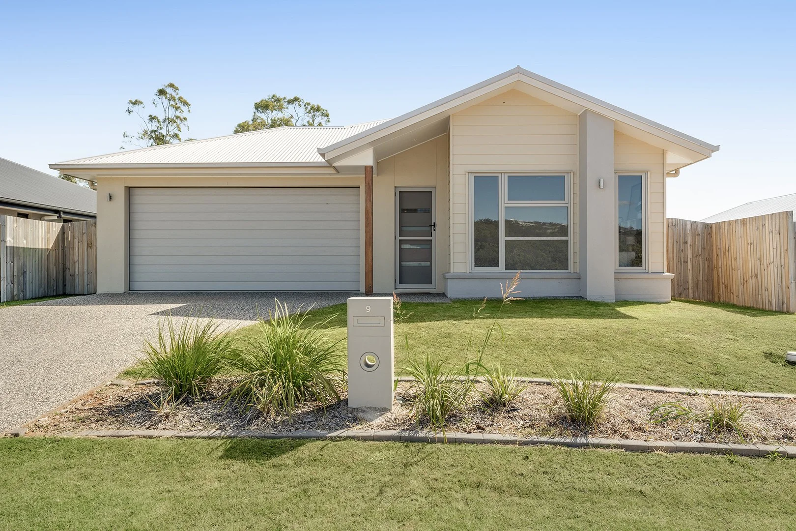 9 Dallas Street, Cotswold Hills QLD 4350