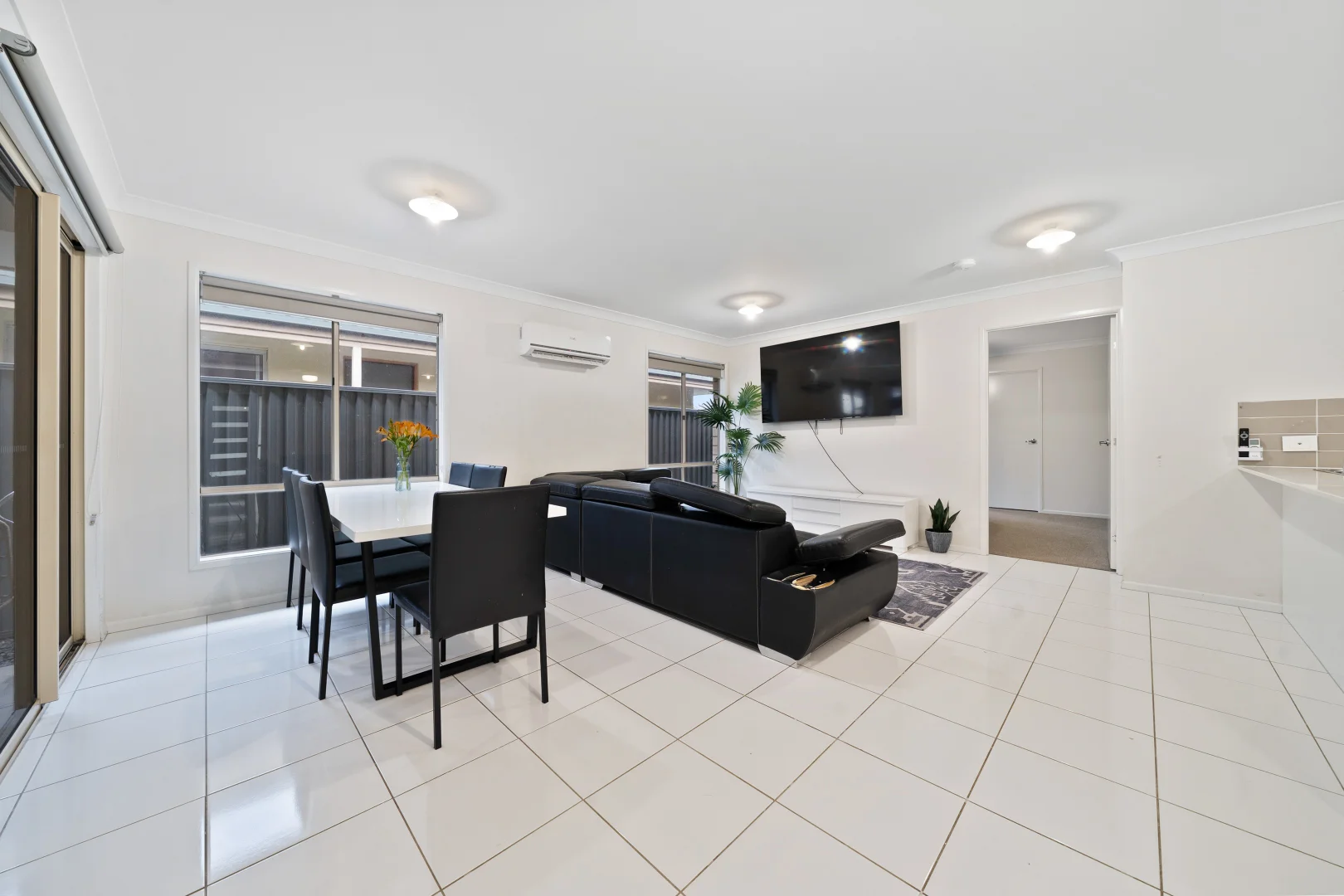 72 Judith Street, Crestmead QLD 4132 photo 4