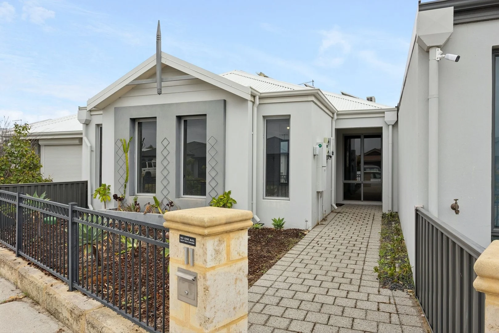 11 Pelagic Way, Aveley WA 6069