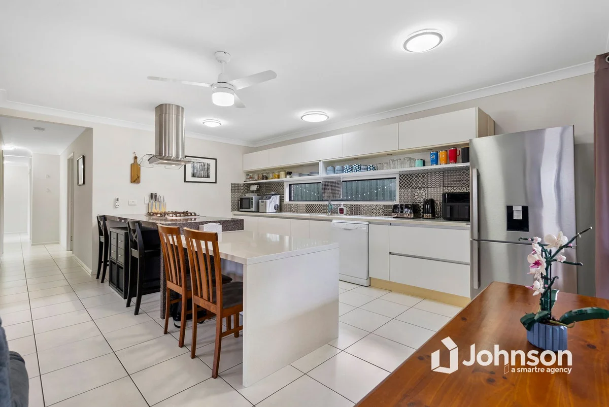 Additional image 6 of 115A Ziegenfusz Road, Thornlands QLD 4164
