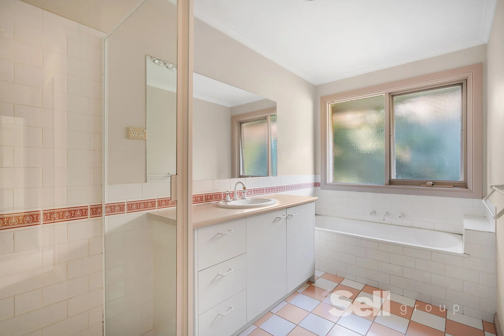 Additional image 11 of 33 Hedgeley Drive, Berwick VIC 3806