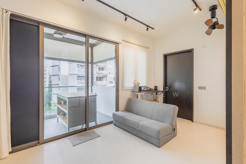 55 Flora Drive photo 5