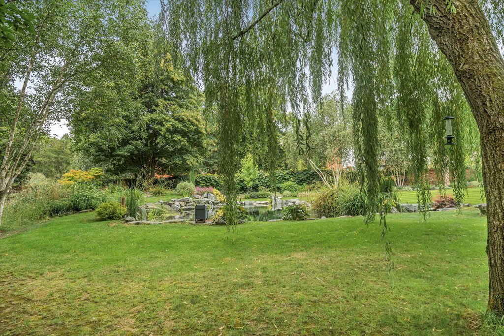 Additional image 39 of 7 bed detached house for saleParkside, Henley-On-Thames, Oxfordshire RG9
