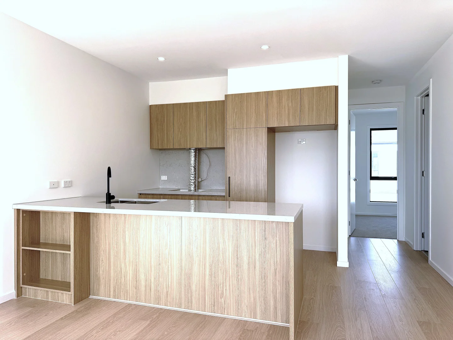 33 Astoria Rd, Wollert VIC 3750 photo 2
