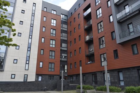 Plaza Boulevard, Liverpool L8, Parking/garage to rent