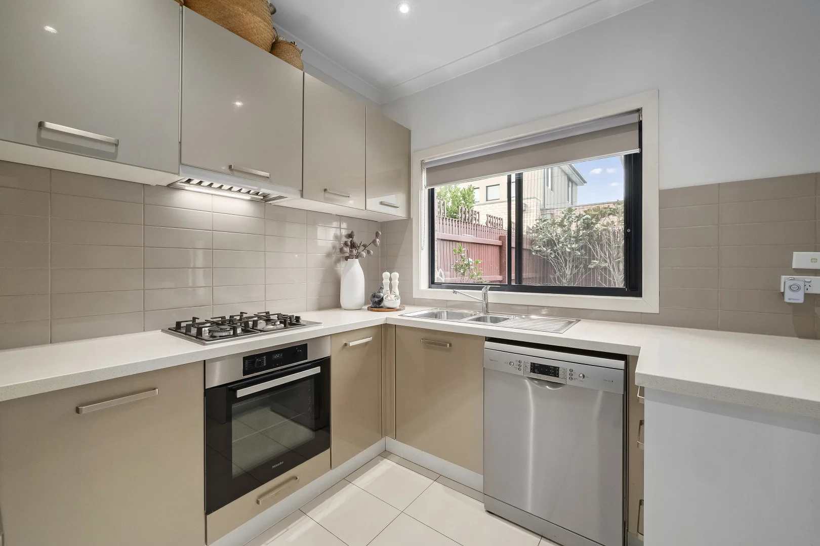Additional image 5 of 2/17 Collocott Street, Mordialloc VIC 3195
