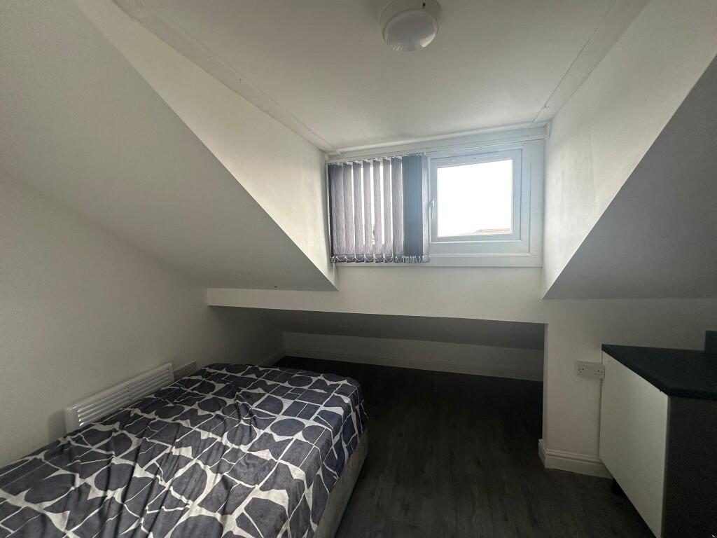 Lodge Road, West Bromwich,West Midlands, B70 photo 3