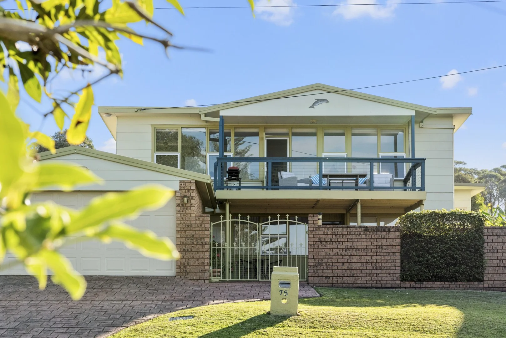 75 Mitchell Parade, Mollymook Beach NSW 2539