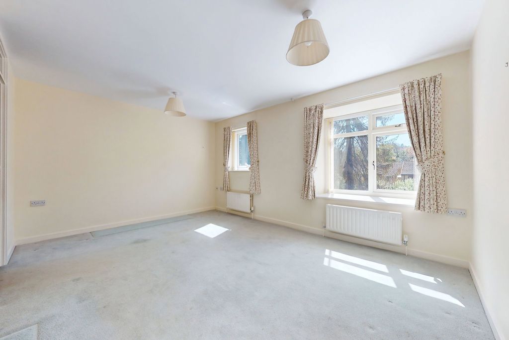 Additional image 3 of 2 bed flat for saleMaidens Croft, Hexham, Northumberland NE46