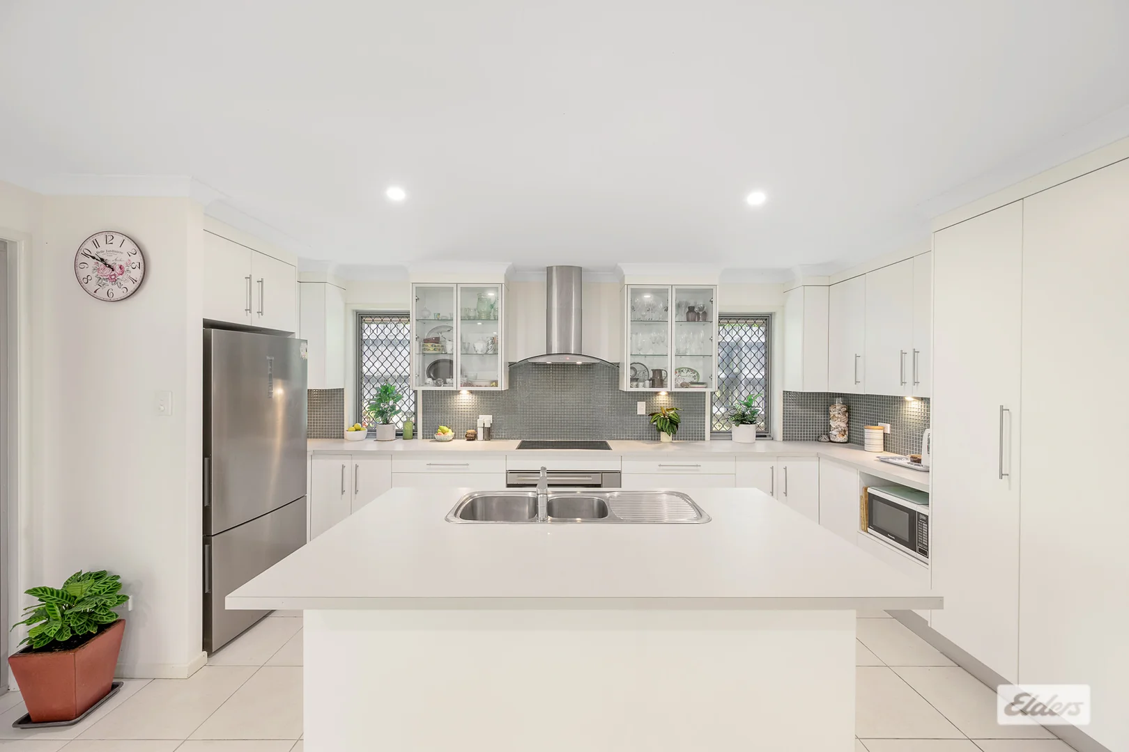 Additional image 12 of 17 Leichhardt Court, Glen Eden QLD 4680