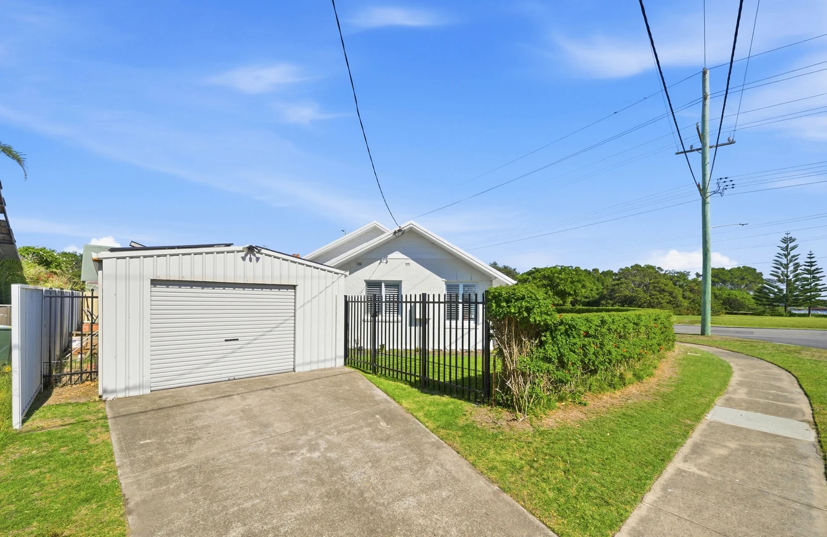 Additional image 13 of 296 Fullerton Street, Stockton NSW 2295