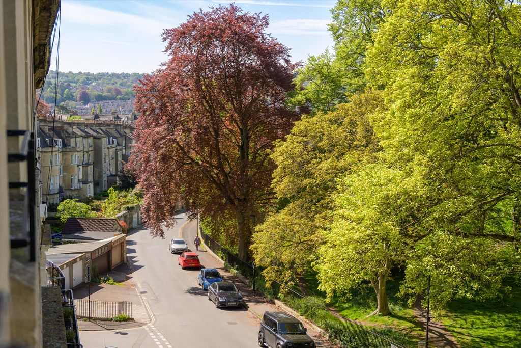 Additional image 8 of 3 bed flat for saleCavendish Place, Bath, Somerset BA1
