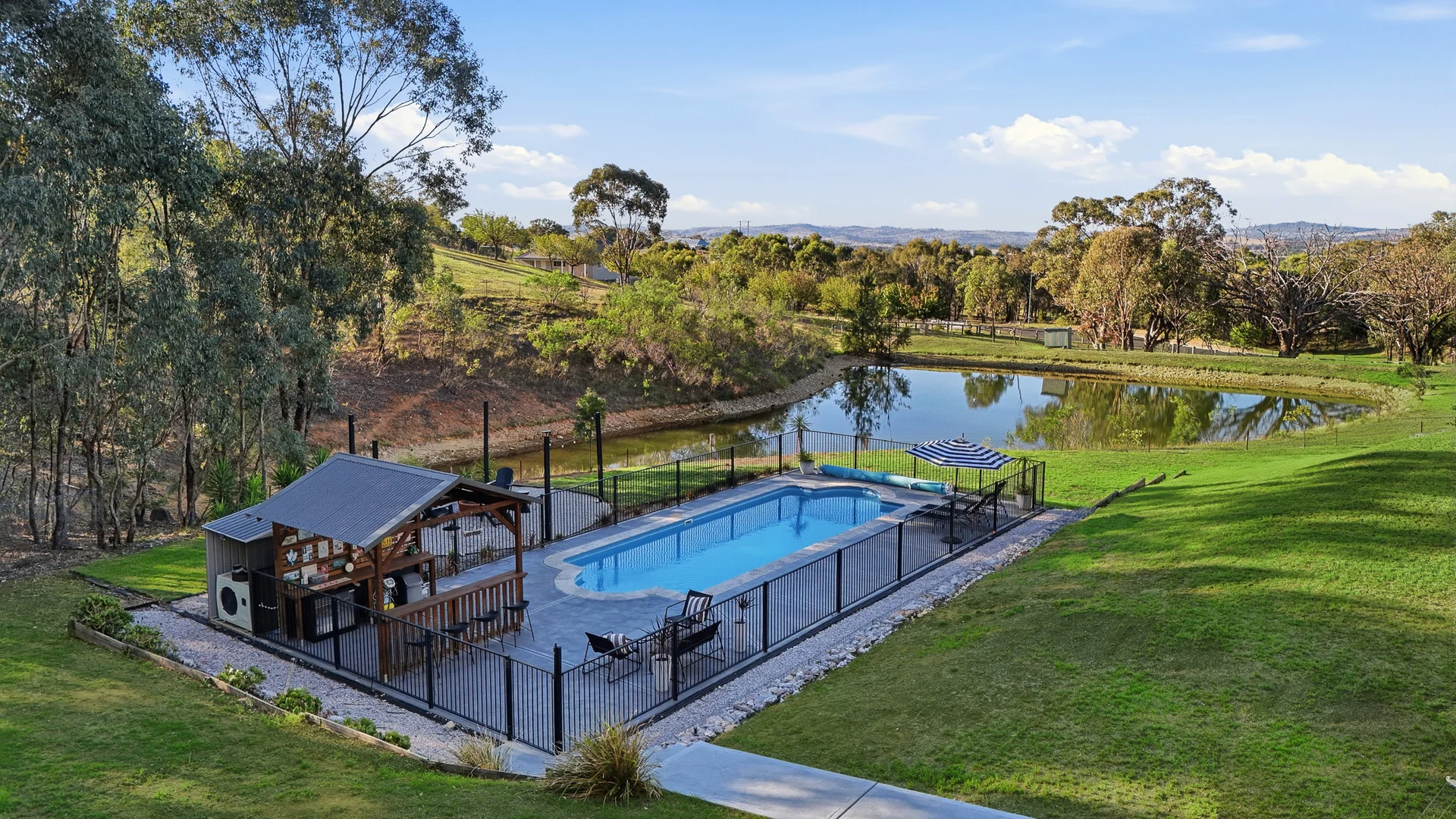 105 Bellevue Road, Mudgee NSW 2850 photo 2