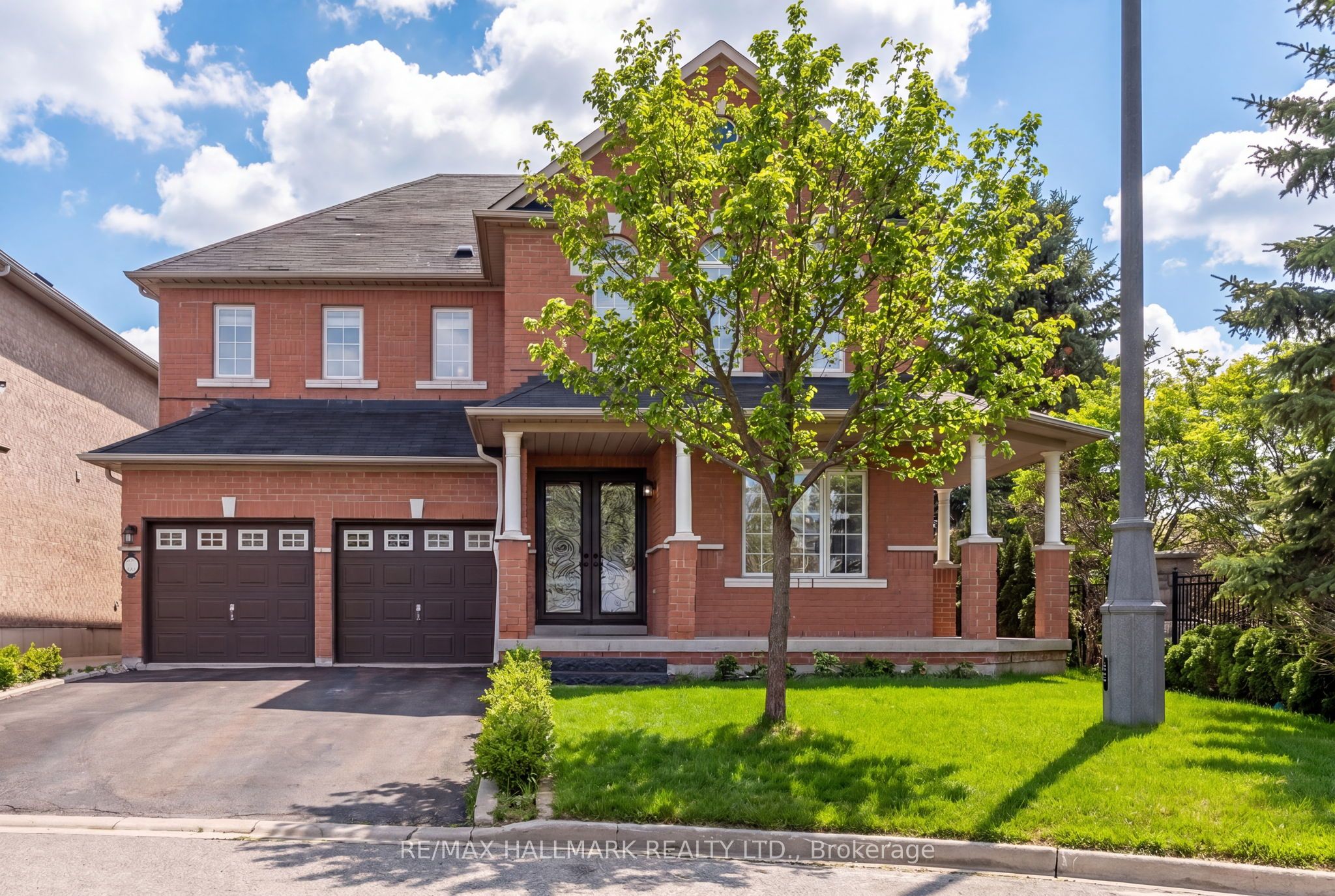 57 Saint Nicholas Crescent, Vaughan, ON, L4H 3E5