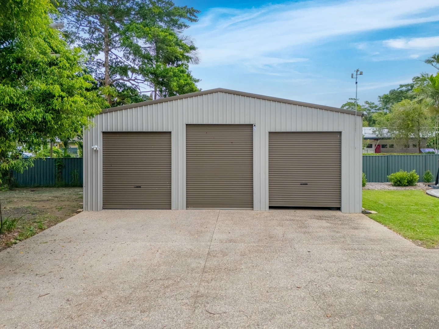 207-211 Bruce Highway, Edmonton QLD 4869 photo 3
