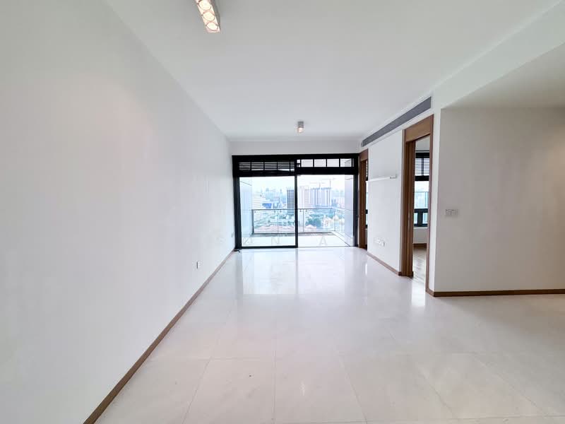 300 Beach Road photo 5