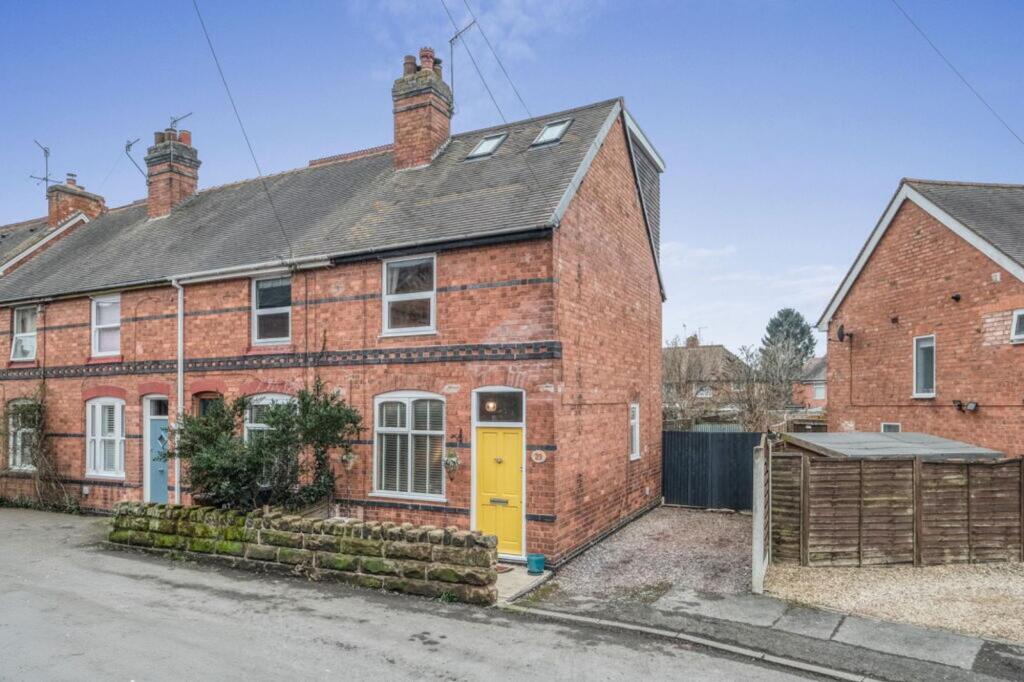 Churchfields Road, Bromsgrove, B61