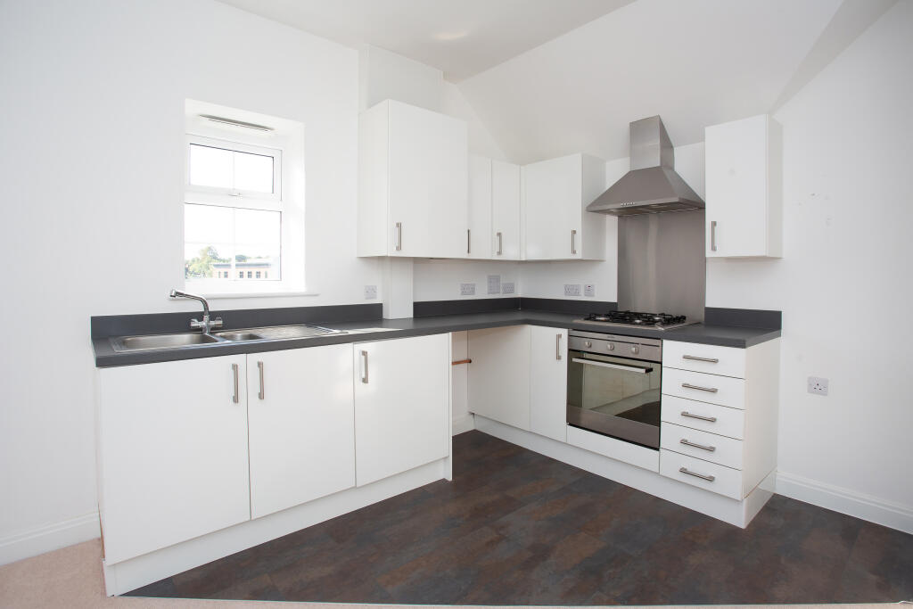 Millstone Way, Harpenden, Herts, AL5 photo 2