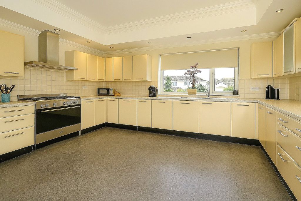 Additional image 6 of 5 bed detached house for saleMallard Way, Porthcawl, Bridgend CF36