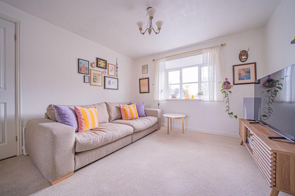 Additional image 11 of Thistlewood Grove, Chadwick End, B93